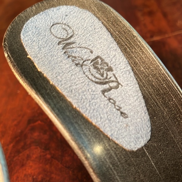 Wild Rose heels, sz 8.5m - Picture 2 of 16